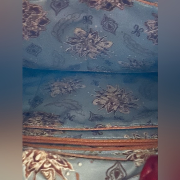 SOLD**** Authentic Hobobags "Prose" crossbody/shoulder bag. Offers are welcome! - Picture 11 of 12